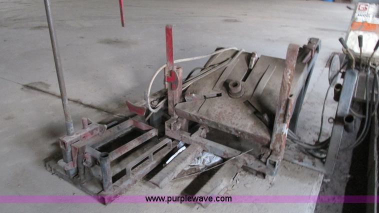 image for item AC9802 Gray 2100 tire changer