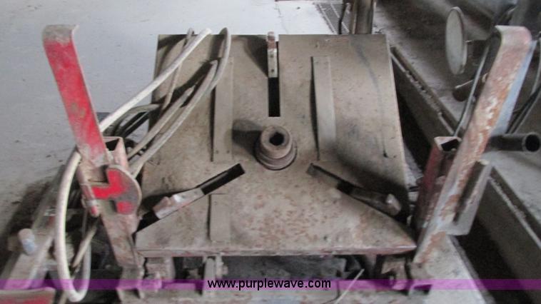 image for item AC9802 Gray 2100 tire changer