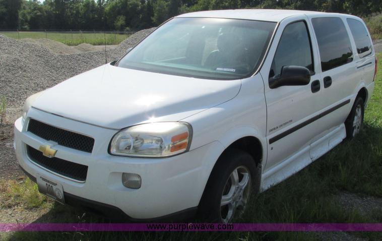 image for item AC9805 2006 Chevrolet Uplander cargo van