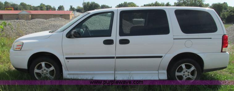 image for item AC9805 2006 Chevrolet Uplander cargo van