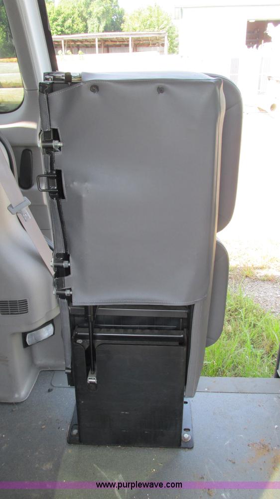 image for item AC9805 2006 Chevrolet Uplander cargo van