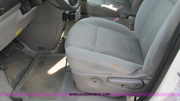 image for item AC9805 2006 Chevrolet Uplander cargo van