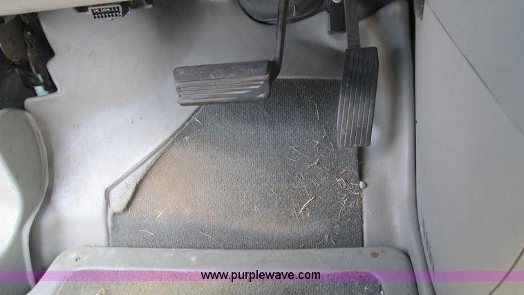 image for item AC9805 2006 Chevrolet Uplander cargo van