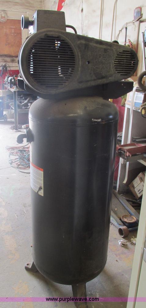 image for item AC9806 Campbell Hausfield air compressor