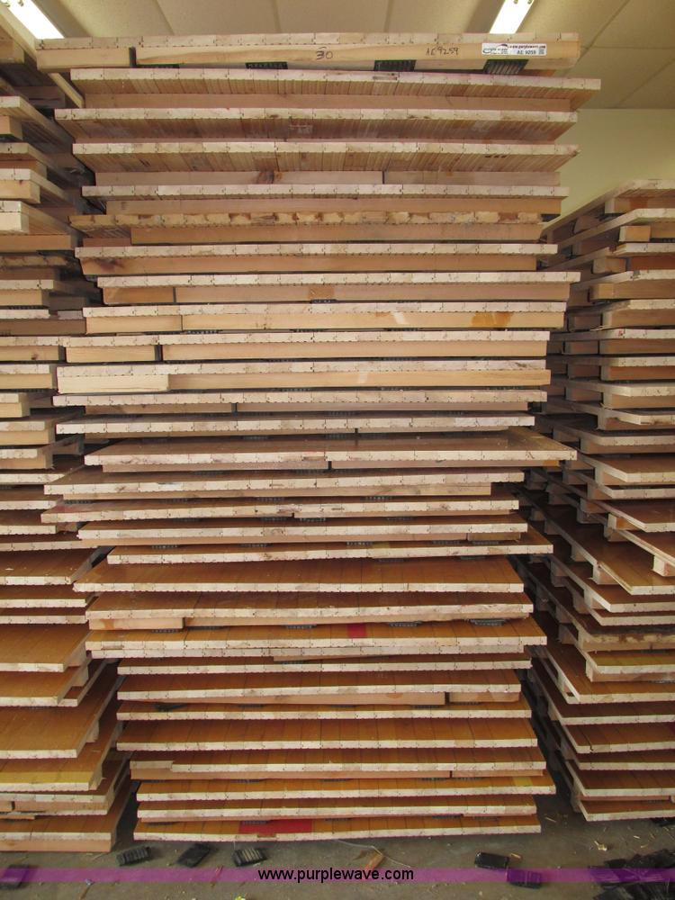 image for item AE9259 (30) gym floor sections