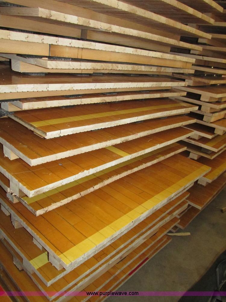 image for item AE9259 (30) gym floor sections