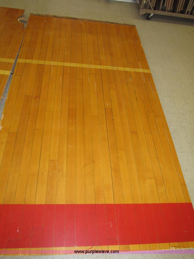 image for item AE9259 (30) gym floor sections