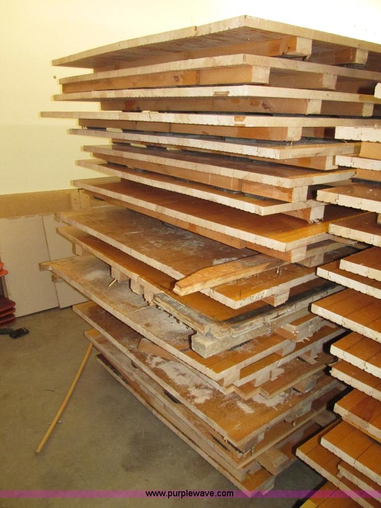 image for item AE9262 (19) gym floor sections