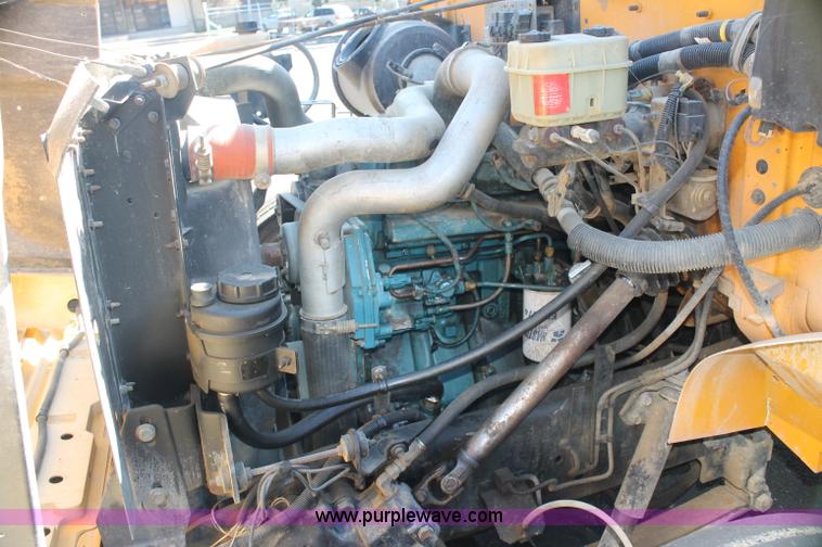 image for item AJ9317 1997 International 3800 school bus