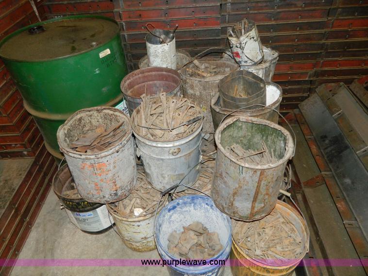 image for item AL9771 Steel concrete forms