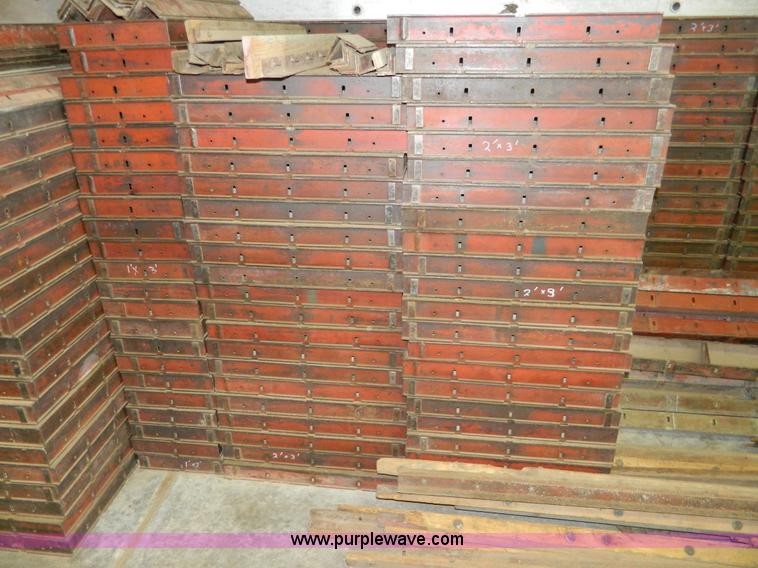 image for item AL9771 Steel concrete forms