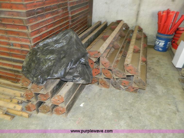 image for item AL9771 Steel concrete forms