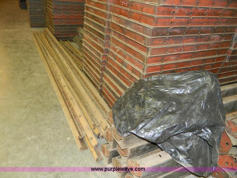 image for item AL9771 Steel concrete forms