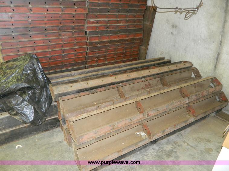 image for item AL9771 Steel concrete forms