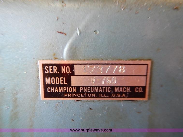 image for item AV9217 1965 Challenger V760 air compressor