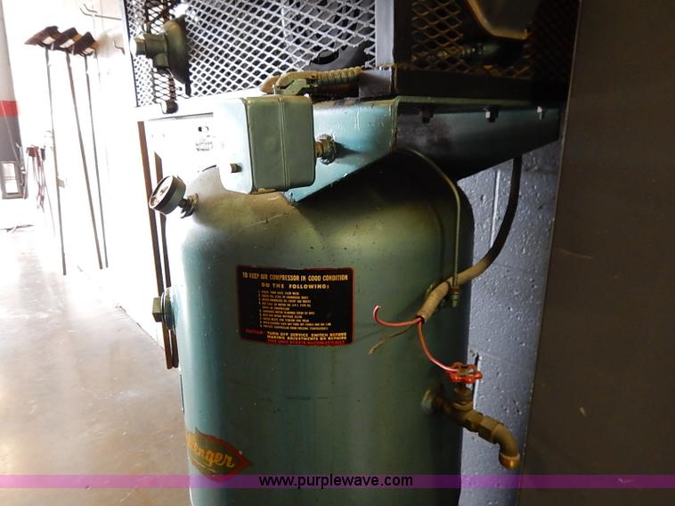 image for item AV9217 1965 Challenger V760 air compressor