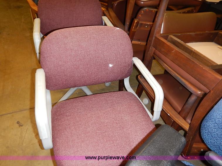 image for item AY9104 Approximately 17 office chairs