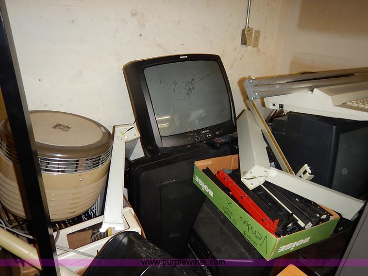 image for item AY9106 Assorted equipment