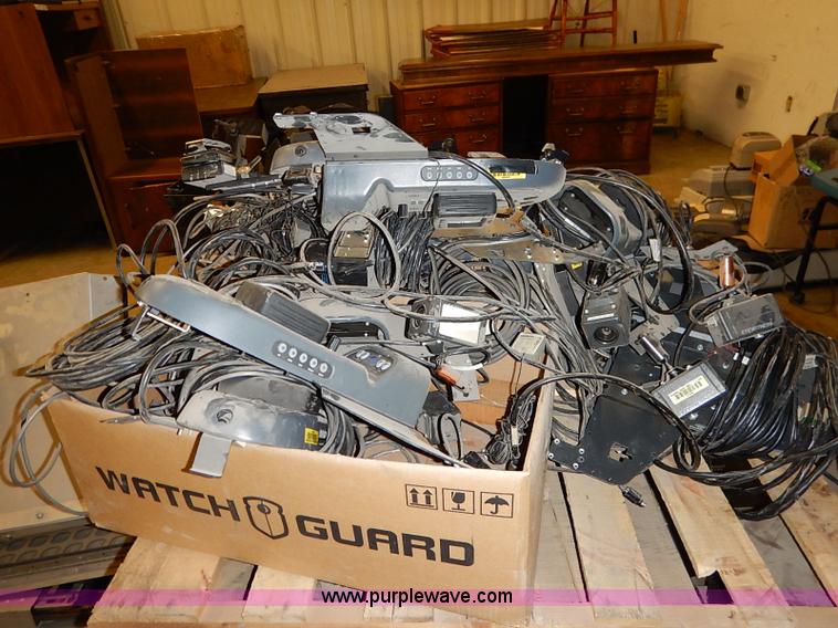 image for item AY9107 Assorted police equipment