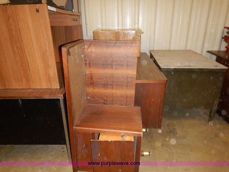 image for item AY9108 Assorted office equipment