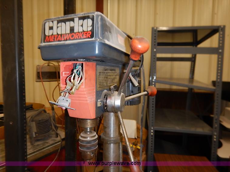 image for item AY9109 Assorted shop equipment