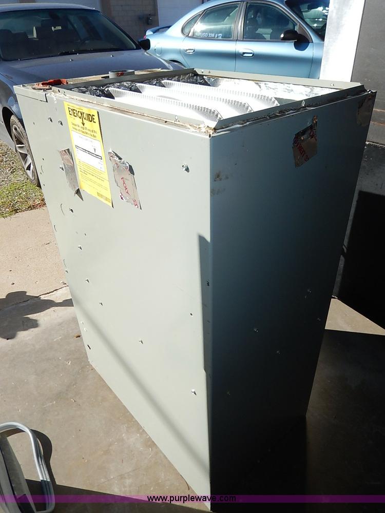 image for item AY9136 Trane XV90 central air unit