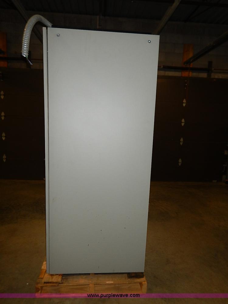 image for item AY9155 2007 Liebert AC and condenser units