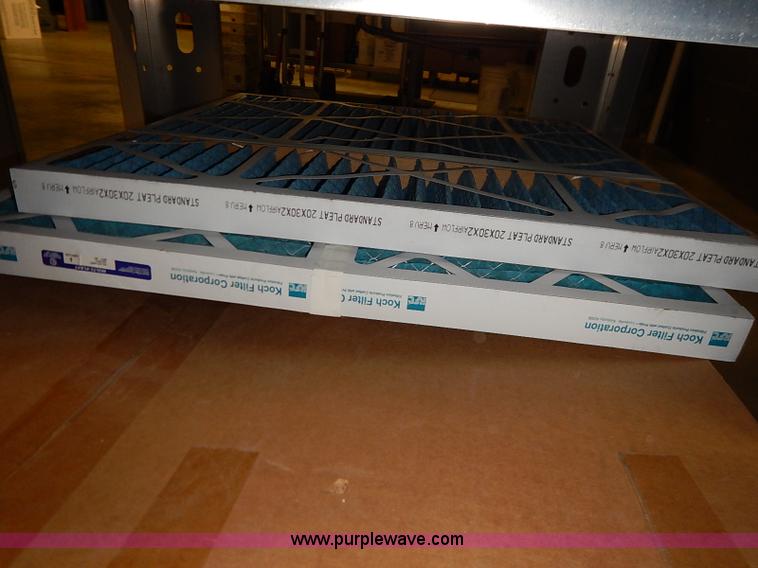 image for item AY9155 2007 Liebert AC and condenser units