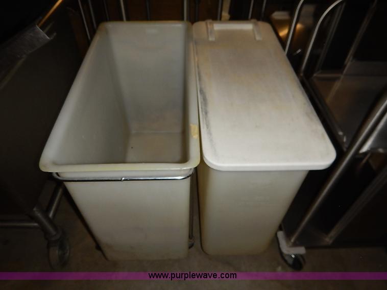 image for item AY9156 Assorted carts