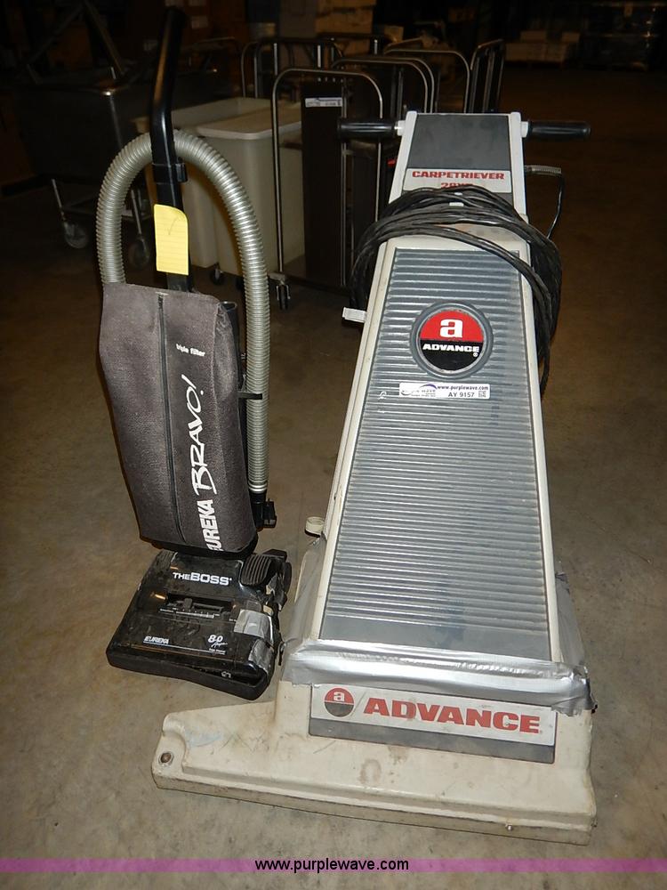 image for item AY9157 (2) vacuums