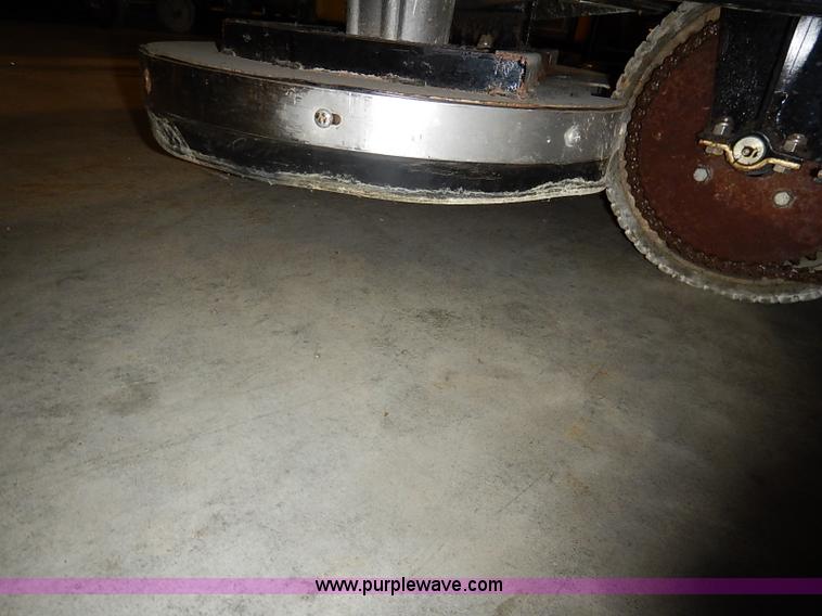 image for item AY9167 Clarke floor scrubber