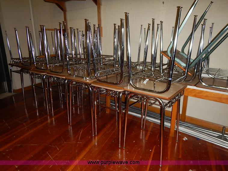 image for item AY9169 Approximately 60 student desks