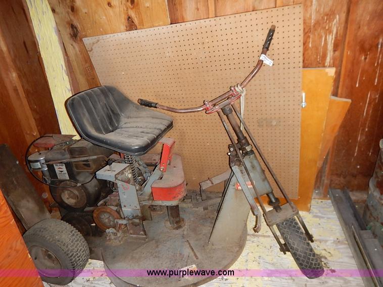 image for item AY9171 Heckendorn lawn mower