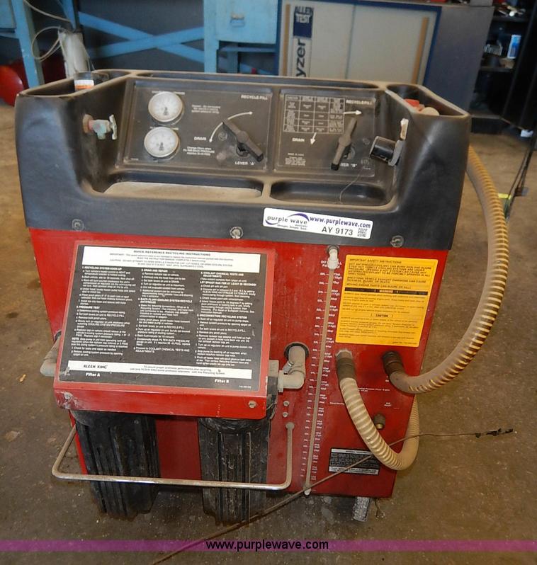image for item AY9173 Century Kleen King antifreeze/coolant recycler