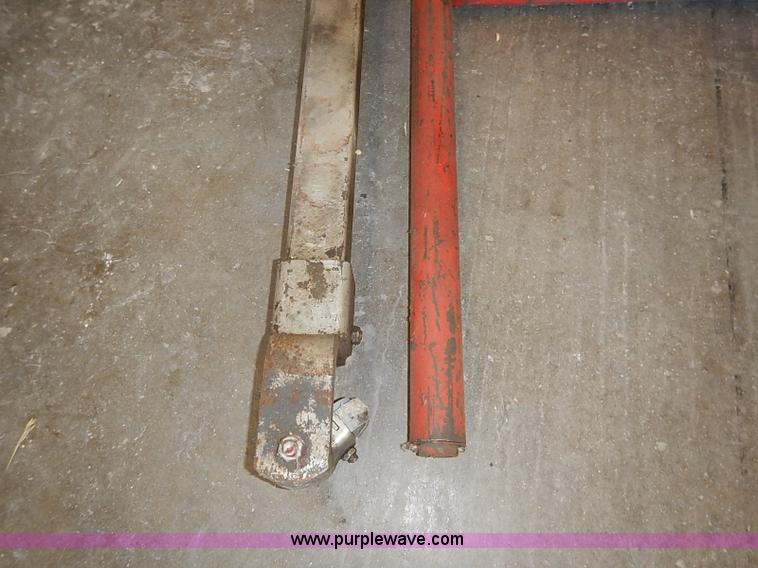 image for item AY9174 Assorted equipment