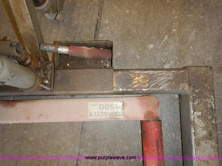 image for item AY9174 Assorted equipment