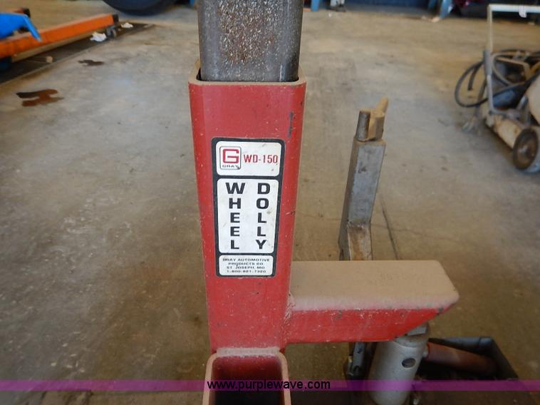 image for item AY9174 Assorted equipment