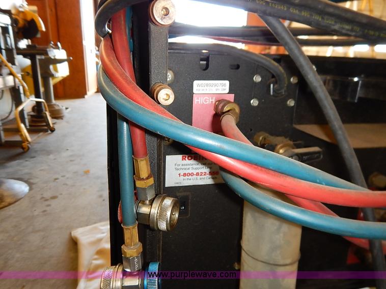 image for item AY9177 Robinair refrigerant recovery recycling recharging system