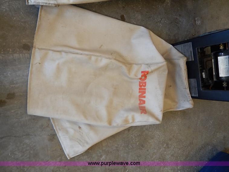 image for item AY9177 Robinair refrigerant recovery recycling recharging system