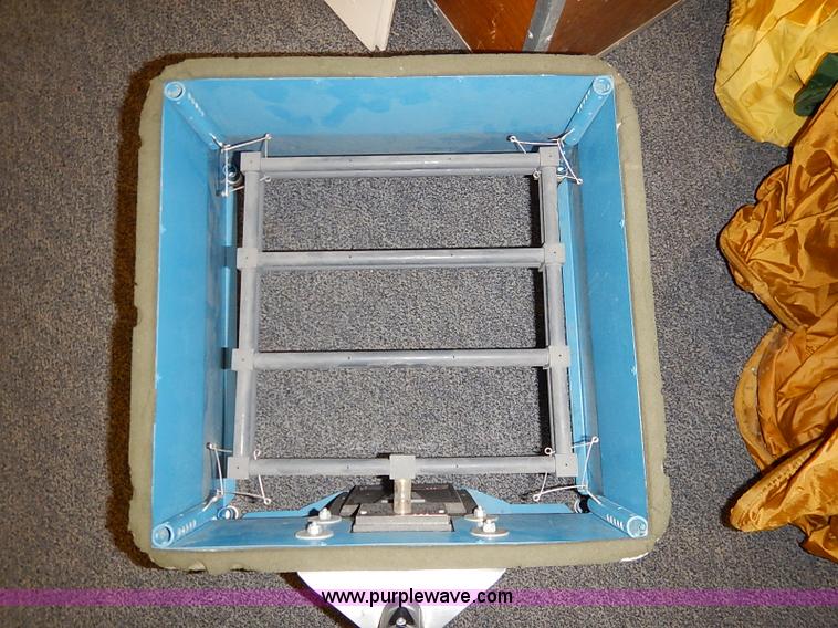 image for item AY9214 Shortridge Instruments flow hood meter