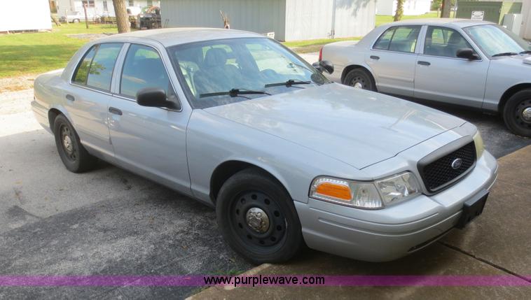 image for item D2168 2009 Ford Crown Victoria Police Interceptor