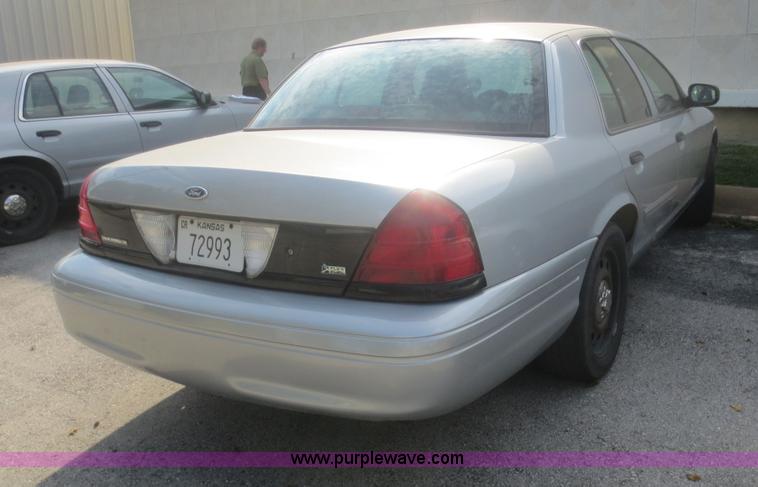image for item D2168 2009 Ford Crown Victoria Police Interceptor