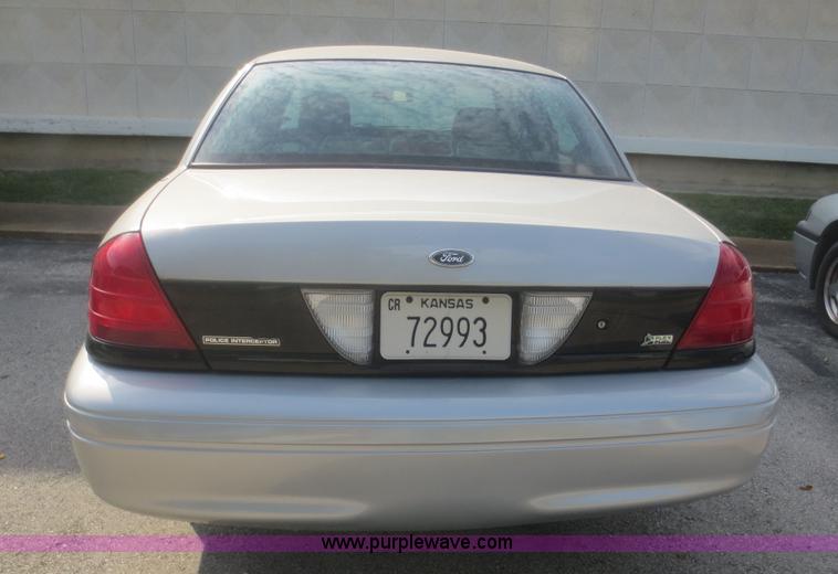 image for item D2168 2009 Ford Crown Victoria Police Interceptor