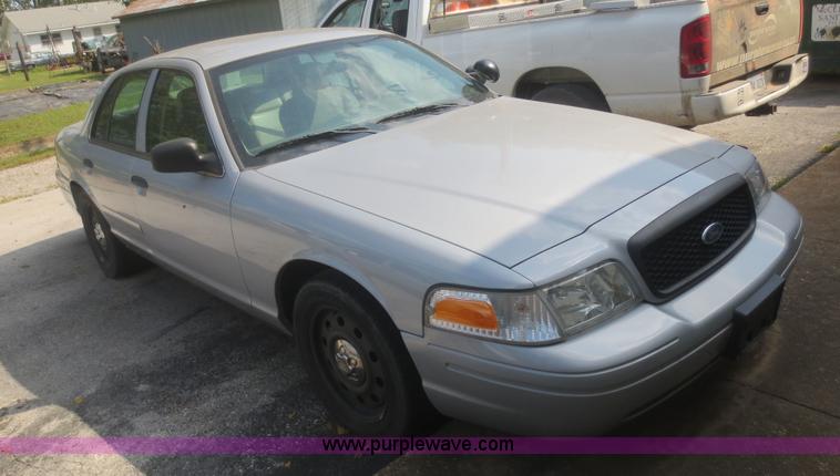 image for item D2169 2007 Ford Crown Victoria Police Interceptor