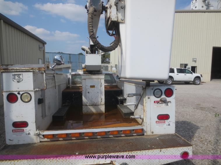 image for item D2170 1995 Chevrolet 3500 bucket truck