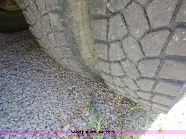 image for item D2182 1998 International Genesis school bus