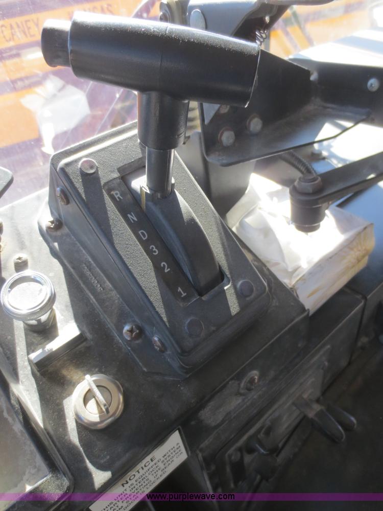 image for item D2182 1998 International Genesis school bus