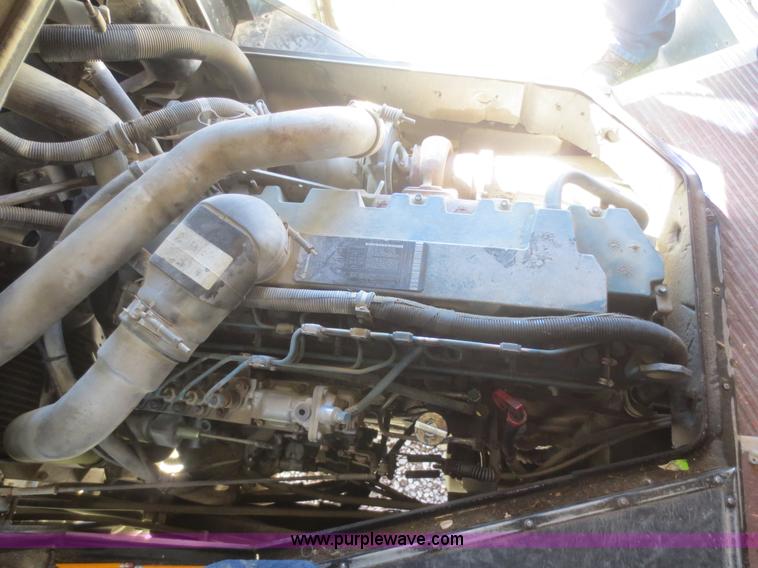 image for item D2182 1998 International Genesis school bus