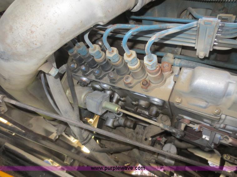 image for item D2182 1998 International Genesis school bus