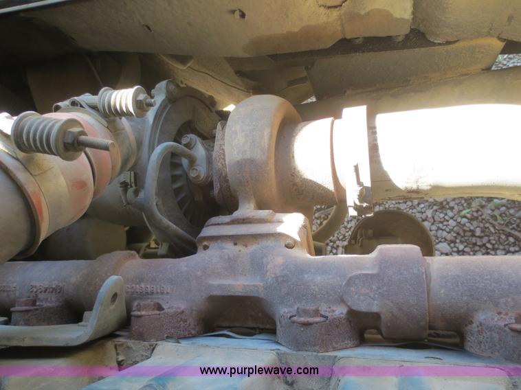 image for item D2182 1998 International Genesis school bus